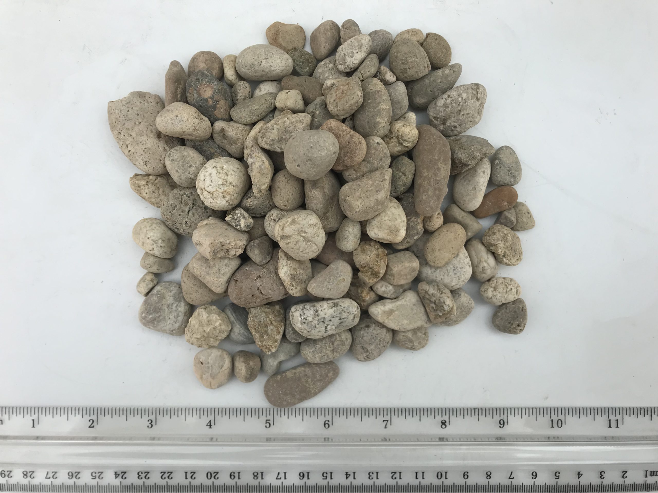 Materials River Rock Staker Parson 0173